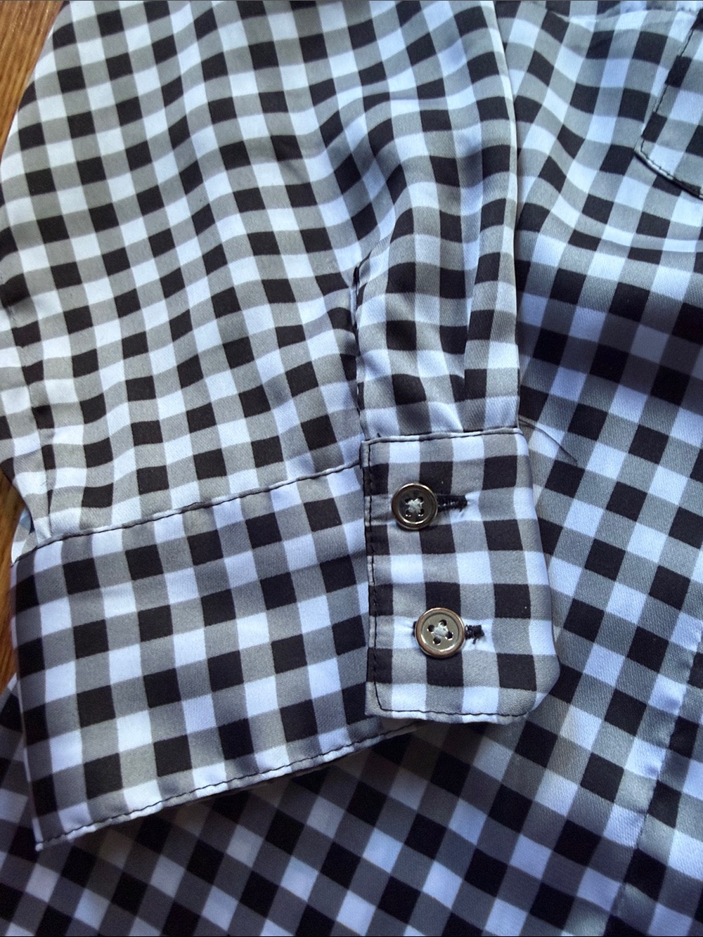 White House Black Market Black & White Gingham Button-Down Shirt - Picture 4 of 8